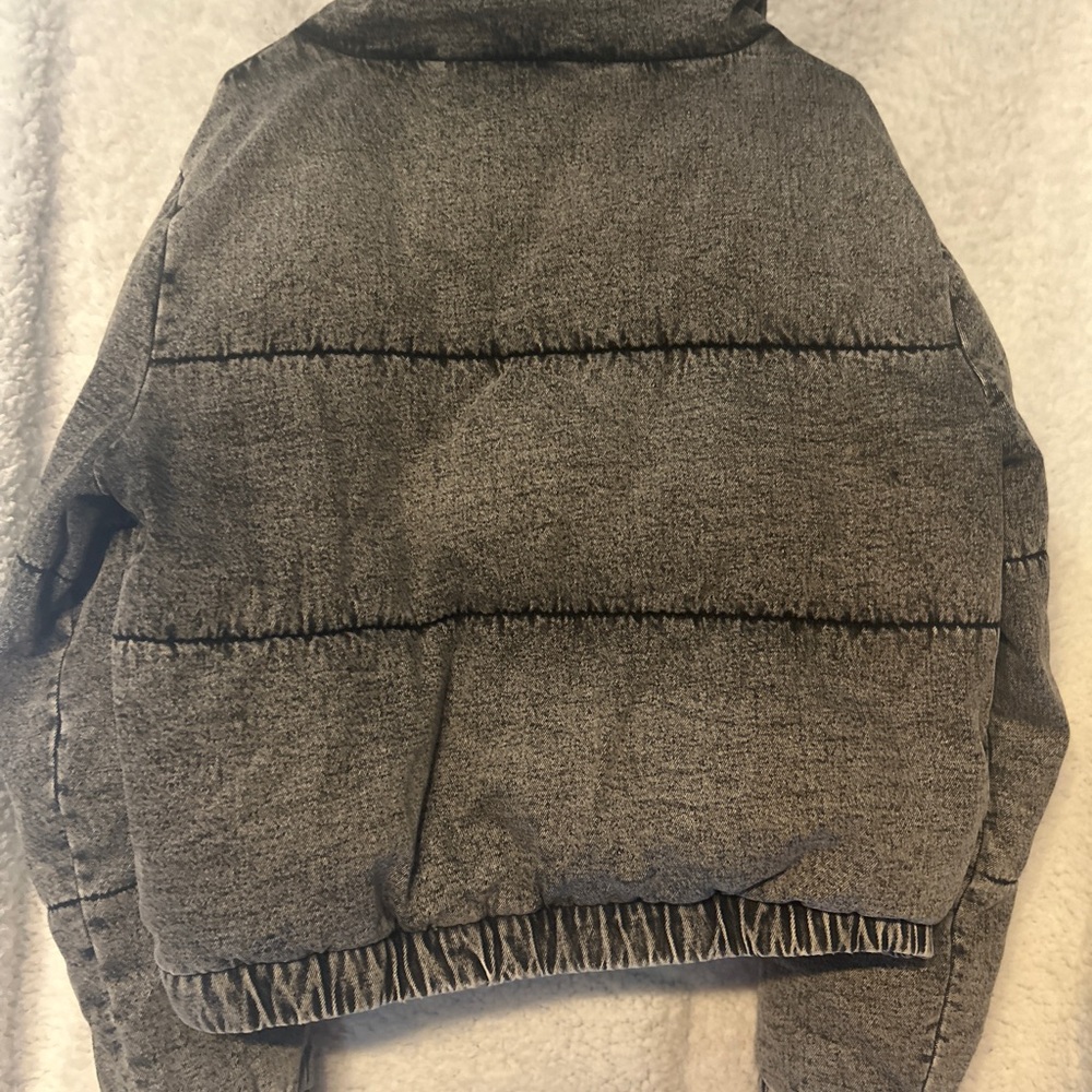 Woman’s Garage Puffer Jacket - Picture 2 of 10